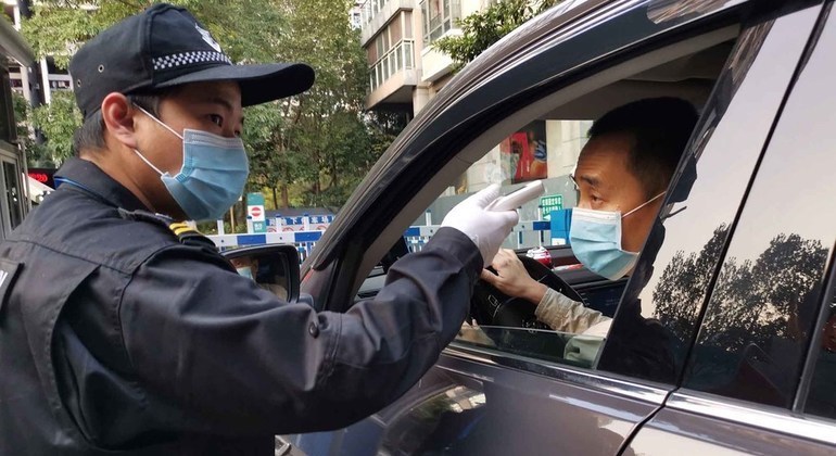 Man Yi controles coronavirus en China