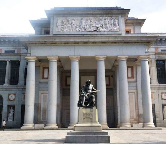 Museo del Prado Puerta de Velázquez