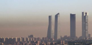 Contaminación en Madrid torres Chamartín