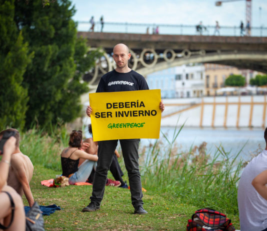 12/03/2020. Sevilla, Andalucia, España.A pesar de estar en invierno, los termómetros muestran temperaturas demasiado altas para la época ©Greenpeace/Javier Esquivias Segura