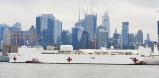 Ali Issa: Un buque hospital llega a la ciudad de Nueva York, una de las más afectadas en el mundo por el coronavirus COVID-19.