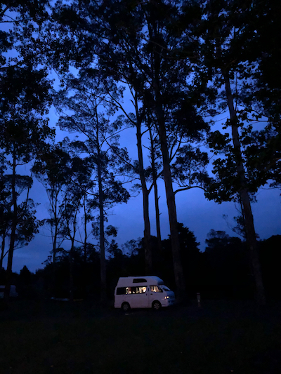 Camping TOP 10 Bay of  Islands Holiday Park, junto al río Waitangi