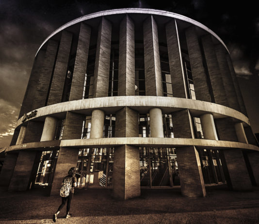 La cúpula de acceso a la estación de Atocha
