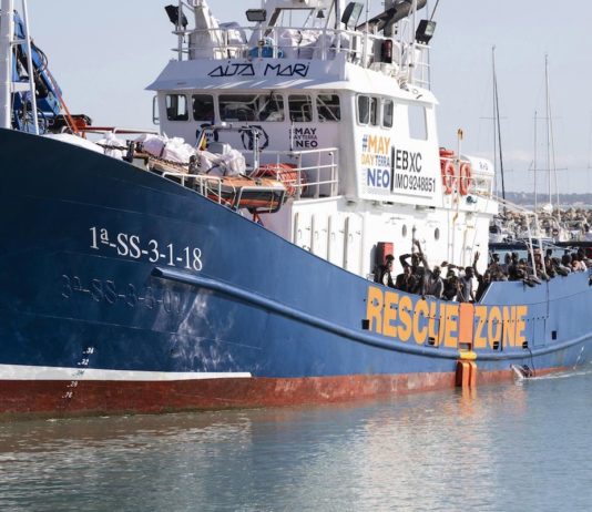Aita Mari, barco de de rescate de la ONG Salvamento Marítimo Humanitario (SMH)