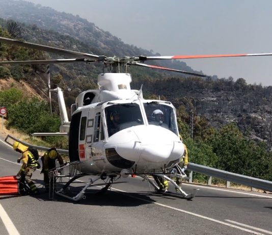 Brigada helitransportada contra incendios forestales en Cadarso