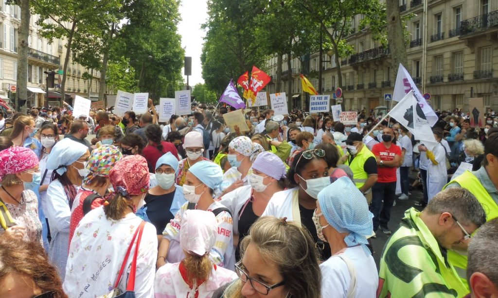 París, 16 de junio de 2020, manifestación en favor de la sanidad pública