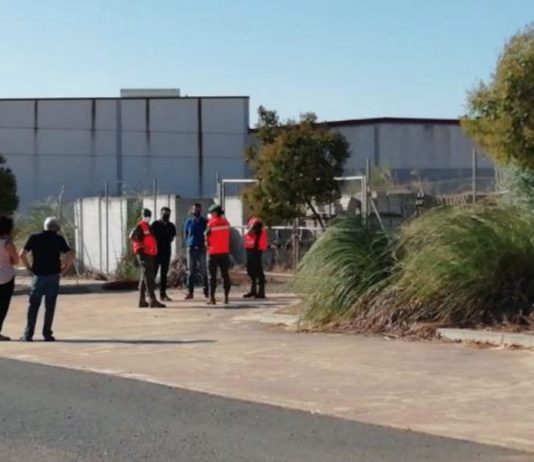 Imágenes de militares desplazados a Lepe (Huelva) para ayudar con el alojamiento de temporeros © Ejército