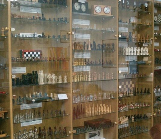 Numerosos tableros en las instalaciones del Museu de Escacs de Castellar del Vallés.