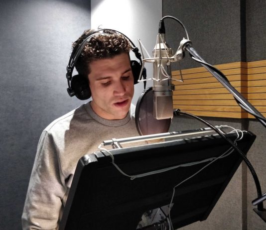 Jaime Lorente graba Monster