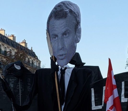 Macron mani Paris 28NOV2020