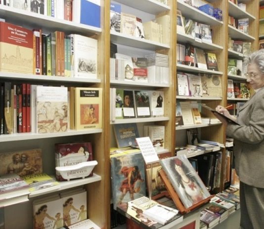 Librería Reno con su fundadora, Teresa de Pablo