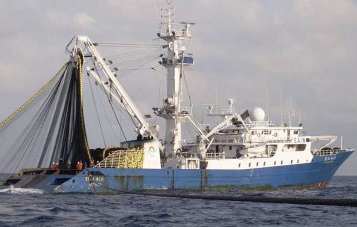 barcos atuneros