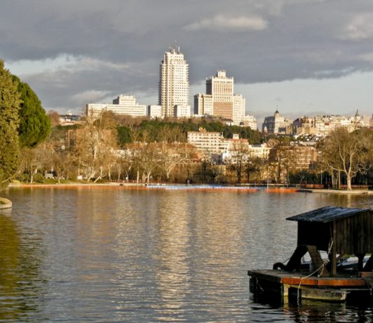 Edificios Plaza de España desde Casa de Campo