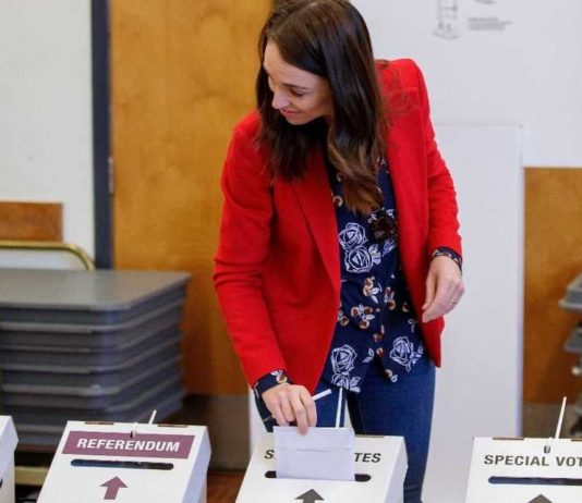 Jacinta Ardern vota sobre eutanasia y marihuana