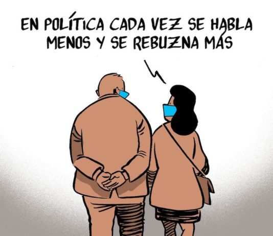 Malagón en política rebuzno