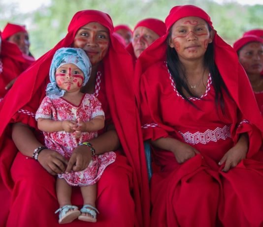 Mujeres Wayúu en Colombia