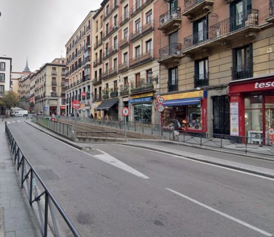 Pedalibre: Calle Toledo, entrada al túnel de la Plaza Mayor