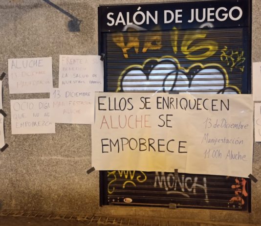Salones juego protestas Aluche