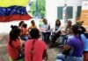UNFPA: Un grupo de mujeres de Venezuela participa en un taller del UNFPA sobre salud sexual y reproductiva y prevención de la violencia de género.