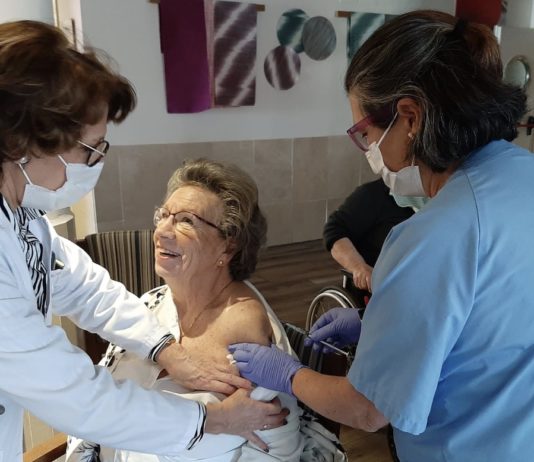 Vacunación en las residencias de mayores de Tres Cantos