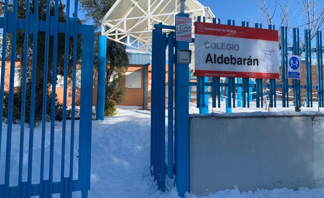 Tres Cantos: el colegio Aldebarán afectado por la nieve del temporal Filomena