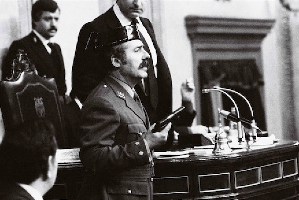 El teniente coronel Tejero en el asalto alCongreso de los Diputados el 23FEB1981 © Manuel López