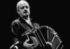 Astor Piazzola con el bandoleón