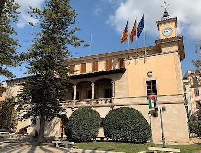 La bandera saharaui en la sede del Gobierno de las Islas Baleares