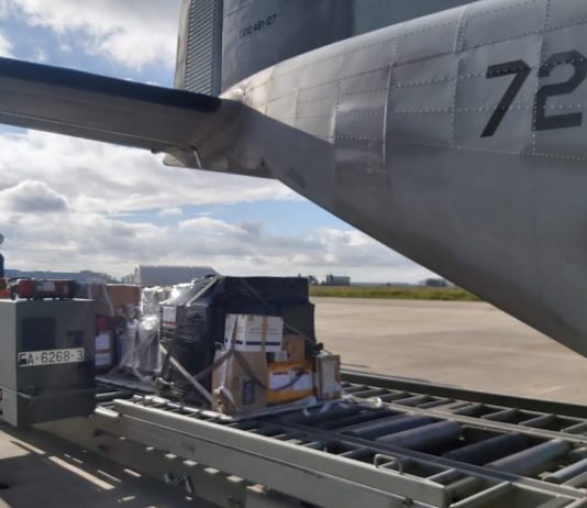 Getafe Aviocar Ala 37 carga material sanitario contra COVID19