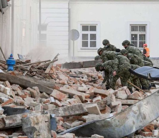 Imagen de televisión del terremoto en Petrinja, Croacia, diciembre 2020