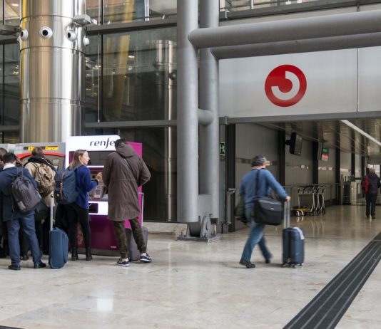 Barajas aeropuerto renfe AVE