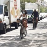 carril bici en Madrid sin casco