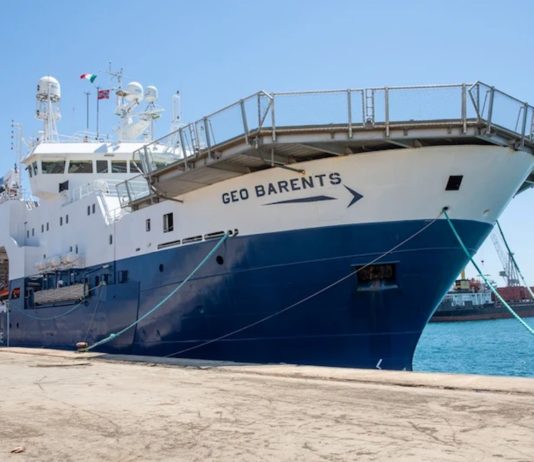 El Geo Barents de MSF en Augusta, Sicilia, 2JUL2021