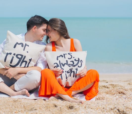 pareja juegos juguetes eróticos