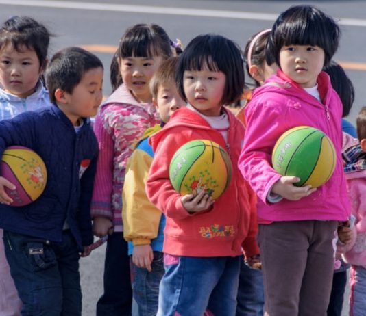 China niños y niñas