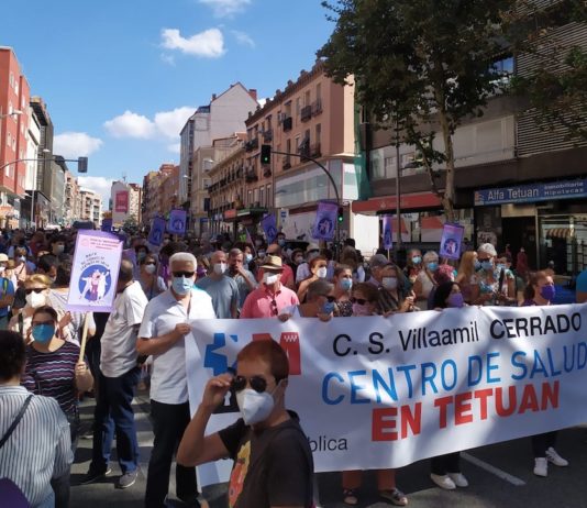 Movilización vecinal para reclamar el Centro de Salud de la calle Villaamil. 18SEP2021