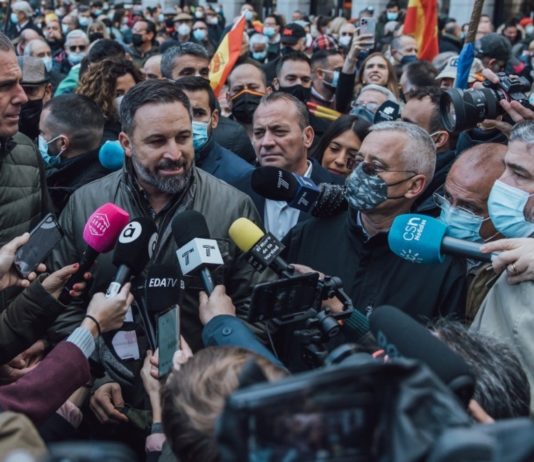 La presencia de líderes políticos de la derecha española resta protagonismo a los sindicatos policiales que protestaban contra la derogación de la Ley Mordaza este 27 de noviembre 2021