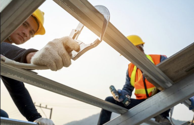 La siniestralidad laboral crece en Madrid: 28 víctimas hasta abril y fallos en prevención