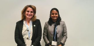 Teresa Ribera y Shauna Aminath en la COP26 en Glasgow