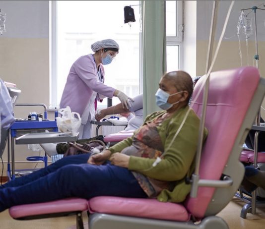 © UNICEF / Khasar Sandag: Vacunación contra la COVID en Mongolia