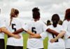 El Europarlamento promueve un deporte basado en la solidaridad, la inclusión, la competencia abierta y la equidad deporte de base femenino jugadoras