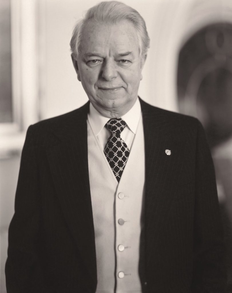 Ross: Robert C. Byrd, senador demócrata