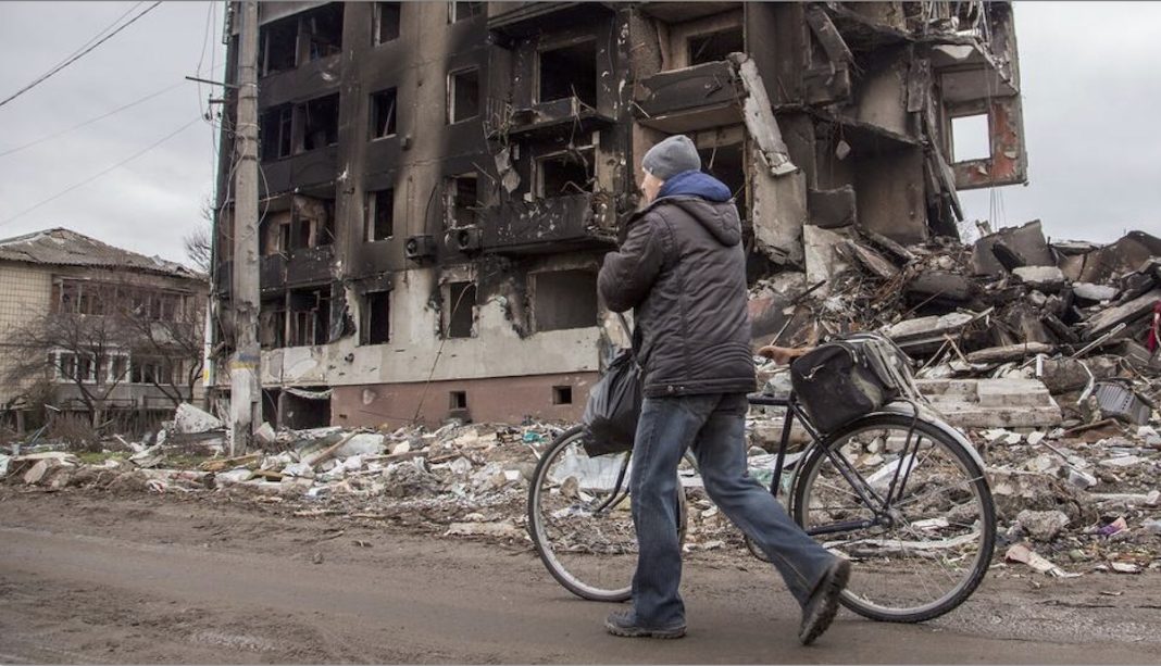 © UNDP/Oleksandr Ratushniak Edificios destruidos en Borodianka, en el oblast de Kyiv, Ucrania