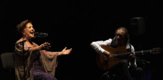 Carmen Linares con Pepe Habichuela