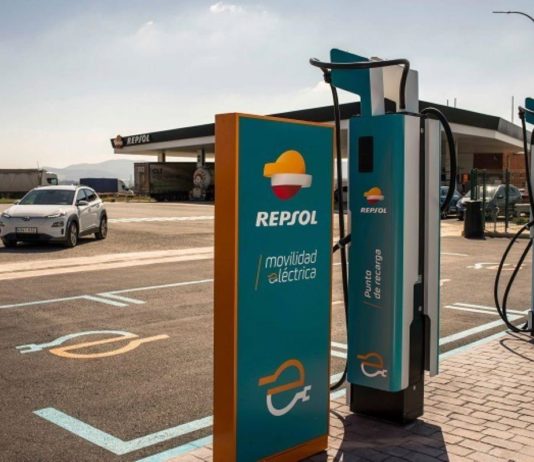 Recarga eléctrica Repsol en autovías