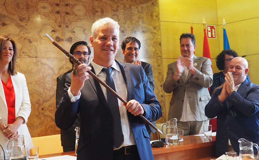 Alfredo García-Plata toma posesión como alcalde de Torrelodones, 17JUN2019 © foto pública