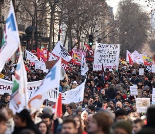 Francia, manifestación contra la reforma de las pensiones del gobierno Macrón, 7FEB2023