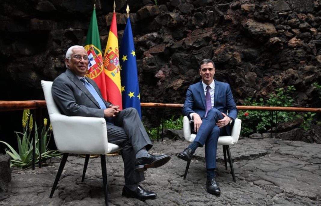 António Costa y Pedro Sánchez en Tenerife, 15MAR2023