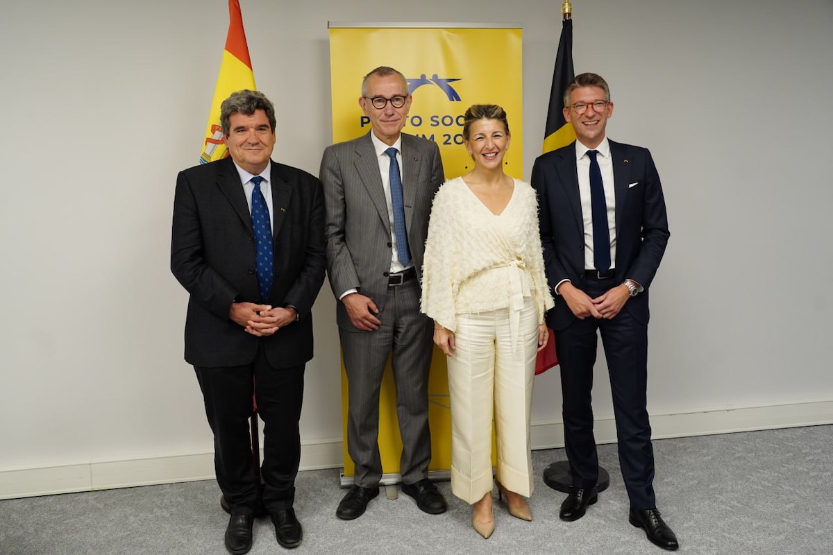 Oporto: la vicepresidenta segunda y ministra de Trabajo y Economía Social, Yolanda Díaz, y el Ministro de Inclusión, Seguridad Social y Migraciones, José Luis Escrivá, junto con sus homólogos belgas de Trabajo y Asuntos Sociales, Pierre-Yves Dermagne y Frank Vandenbroucke el 27MAY2023