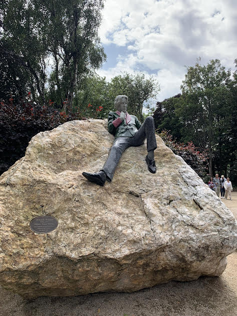 Irlanda, Dublín, monumento a Oscar Wilde en el Parque Merrion